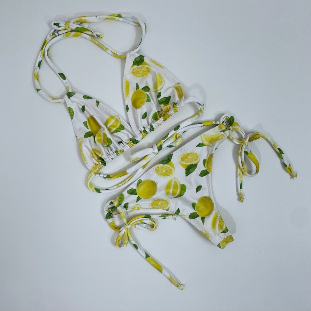 Lemon white thong string bikini - Picture 8 of 8